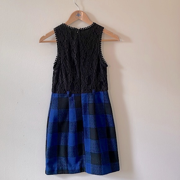 3/$15 Beautiful Sleeveless Dress by Monteau Checkered Dress lace Top Size XS - Picture 3 of 7